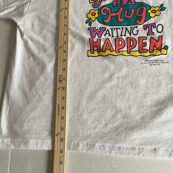 Vintage Jerzees Grandma Hug Colorful Retro Tee Shirt - Picture 5 of 9